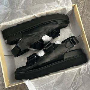 Princess Polly Black chunky platform Rue sandals